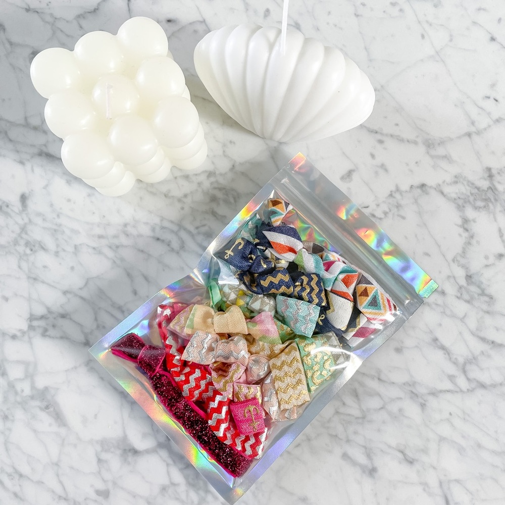 15 pcs Hair Tie Grab Bag - Picture 3 of 3